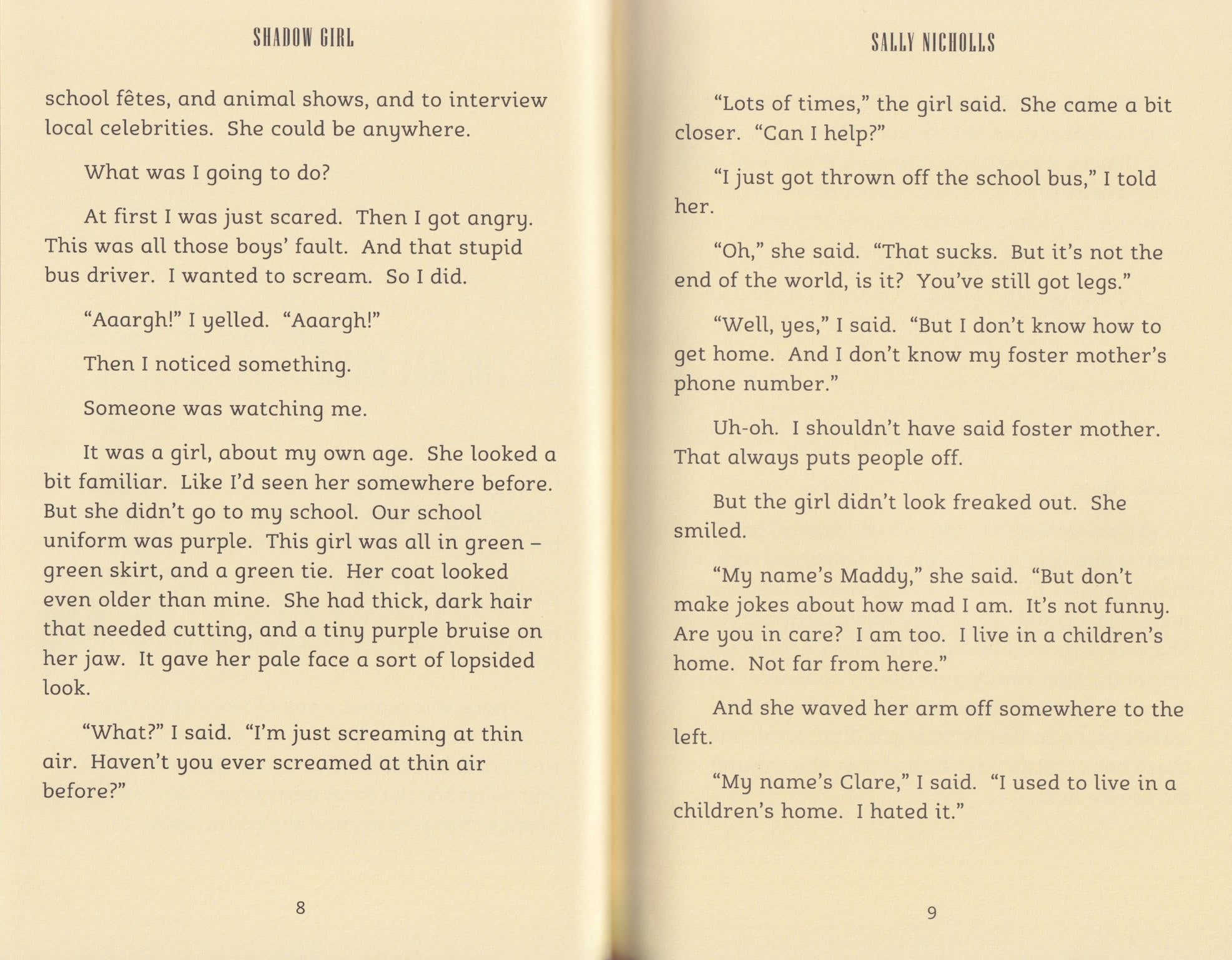 Shadow Girl (Dyslexia Friendly)